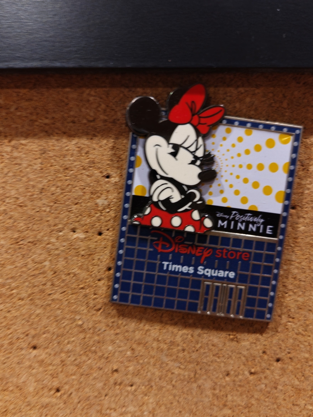 Disney Minnie Mouse Red, Black & White Enamel Pin - Times Square Design *rare*